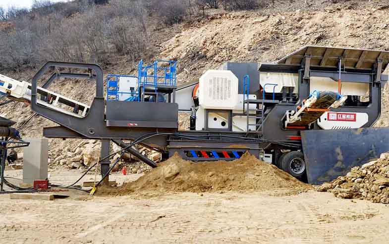 福建鵝卵石移動破碎制砂現(xiàn)場